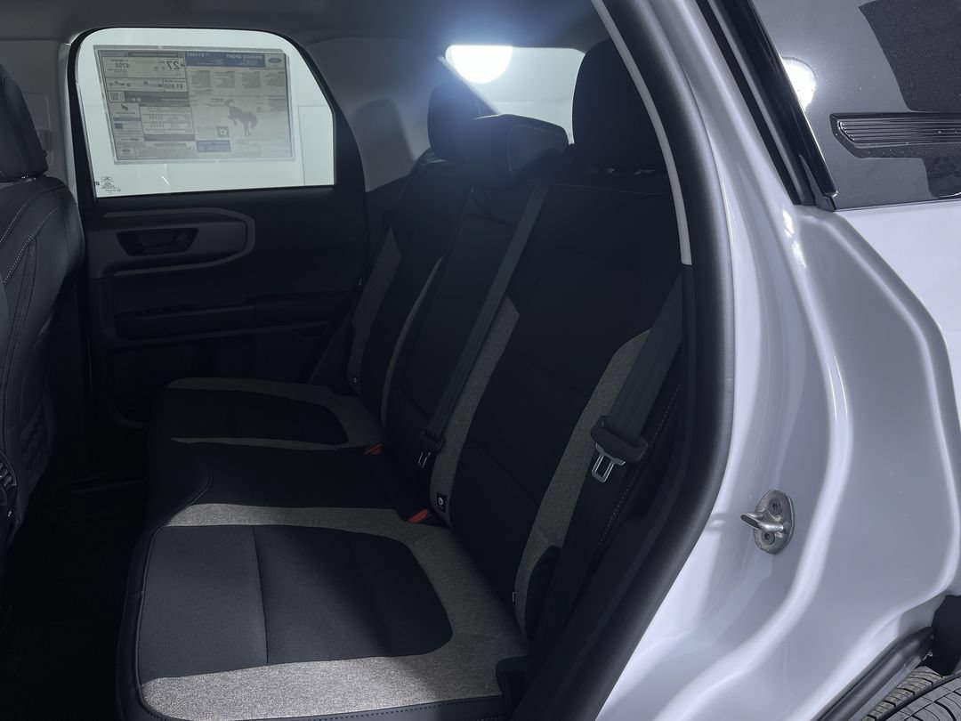 Used 2026 Oxford White Clearcoat Ford Big Bend image 22