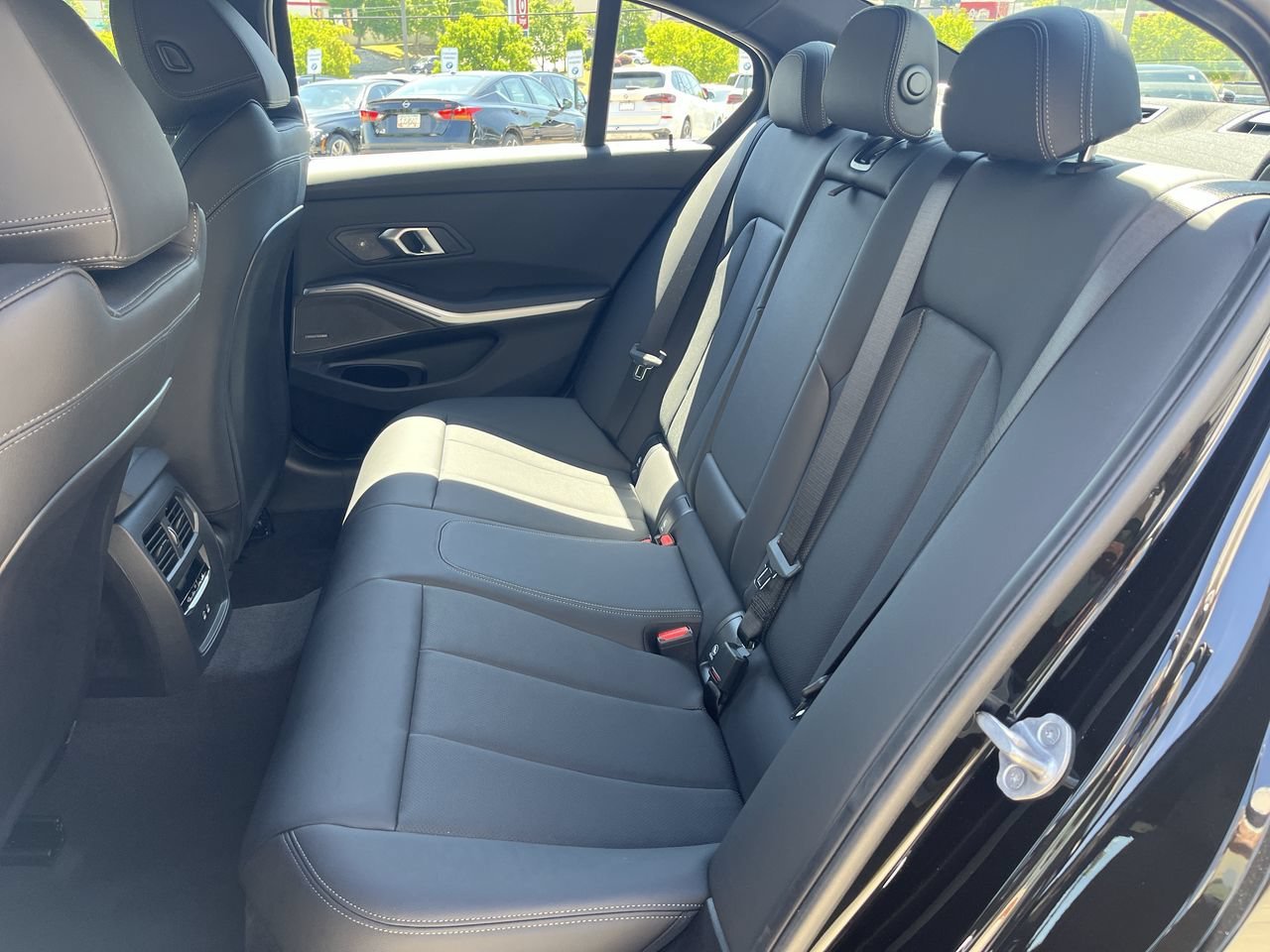 Used 2026 Black Sapphire Metallic BMW 330i xDrive image 32