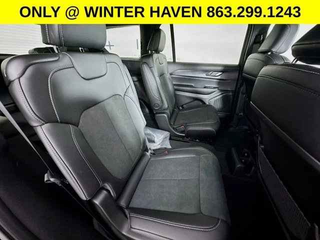 Used 2025 Black Jeep Altitude X image 28