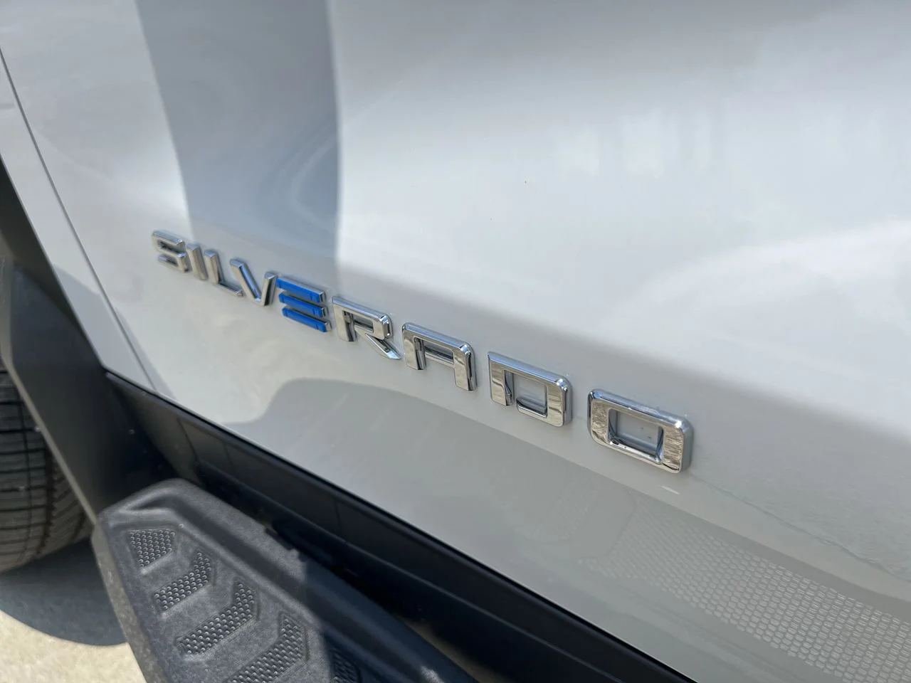 2026 Chevrolet Silverado EV LT - Photo 92