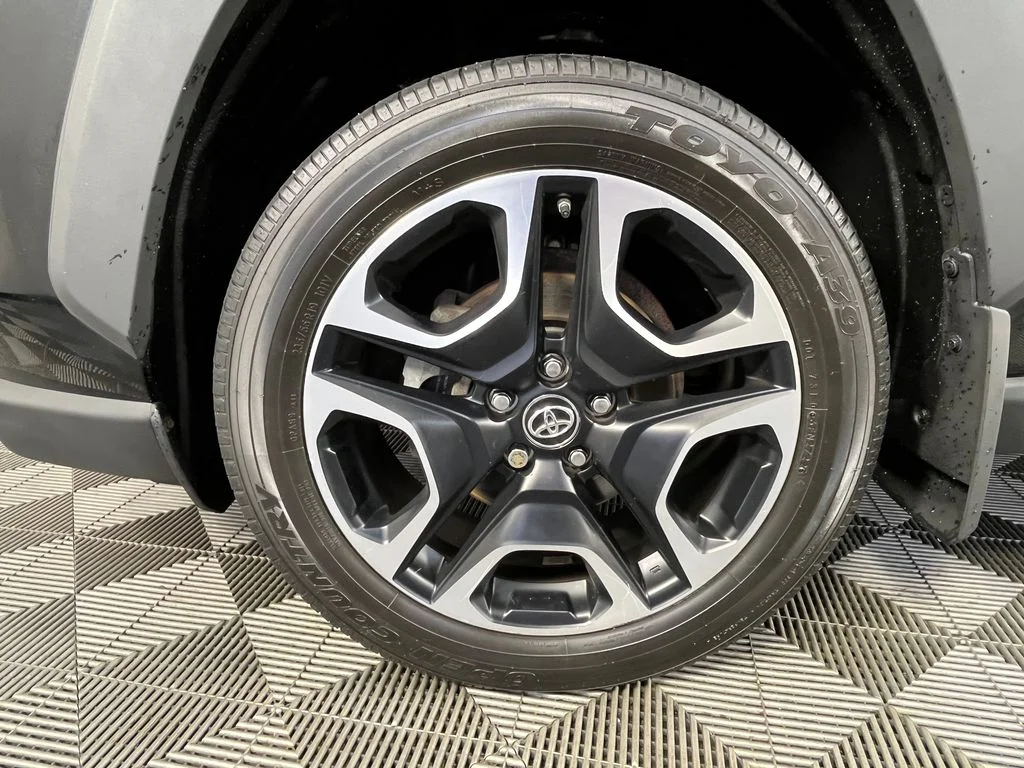 Used 2019 Black Toyota Adventure image 13