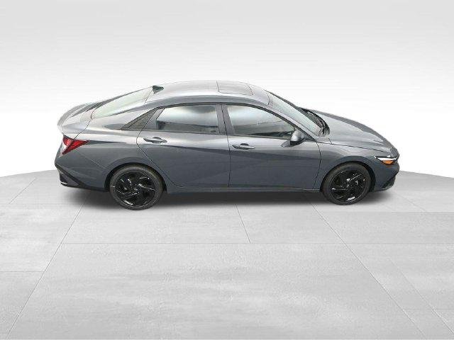 New 2026 Gray Hyundai SEL Sport Plus image 30