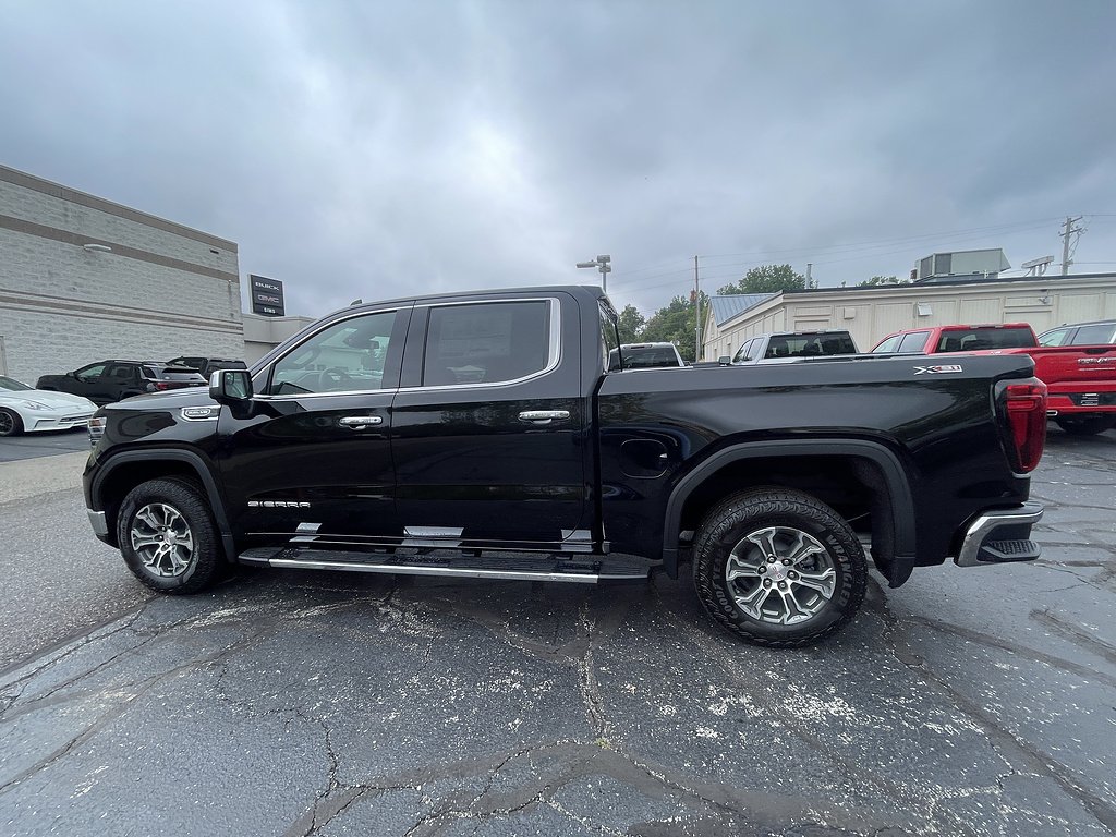 2026 GMC Sierra 1500 SLT - Photo 12