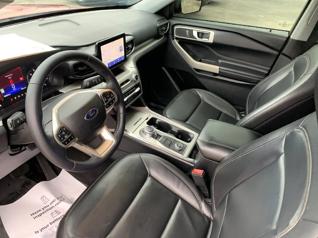 Used 2022 Red Ford XLT image 11