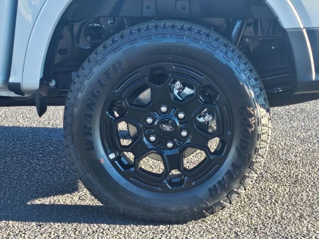 New 2026 White Ford XLT image 14