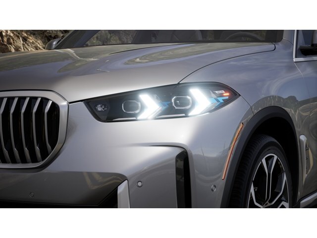 Used 2026 Skyscraper Grey Metallic BMW xDrive40i image 6