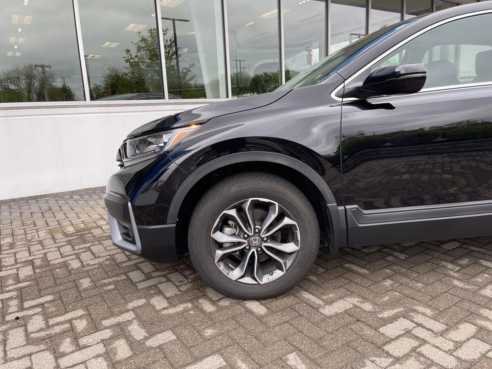 Used 2022 Crystal Black Pearl Honda EX-L image 9