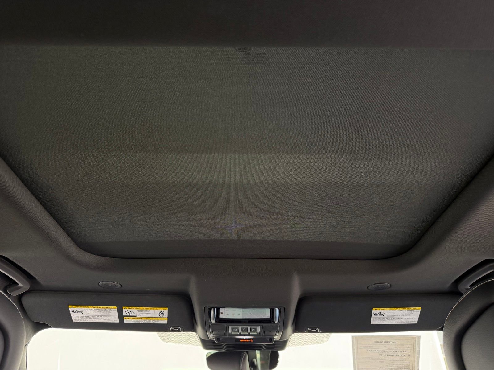 Used 2024 Gray Land Rover Dynamic SE image 4