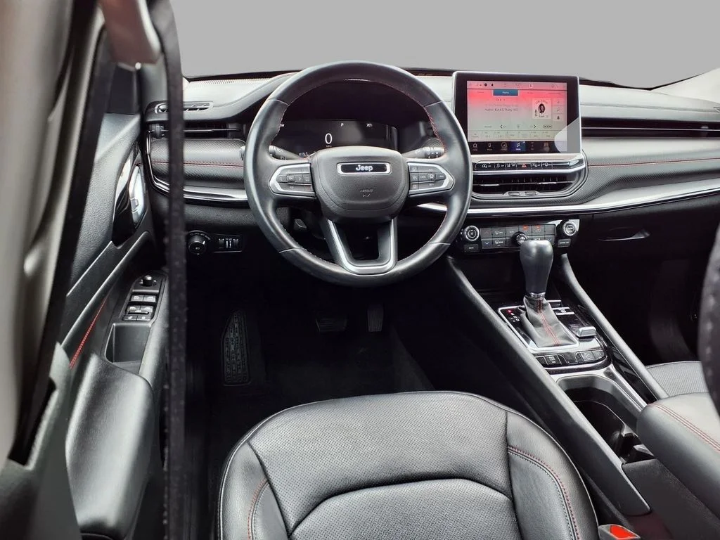 Used 2022 Black Jeep Trailhawk image 4