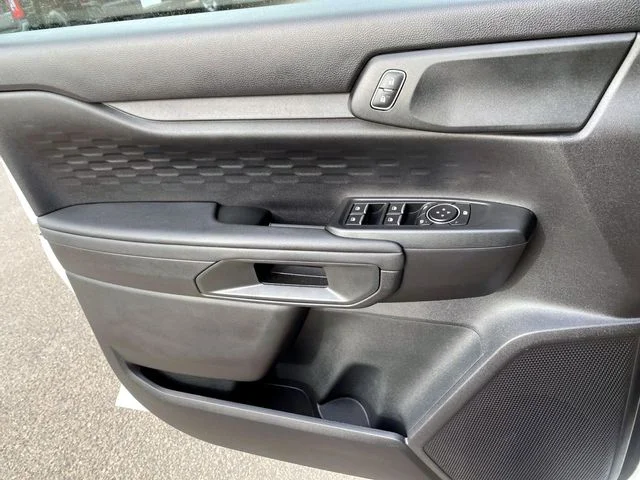 Used 2025 White Ford XL image 23