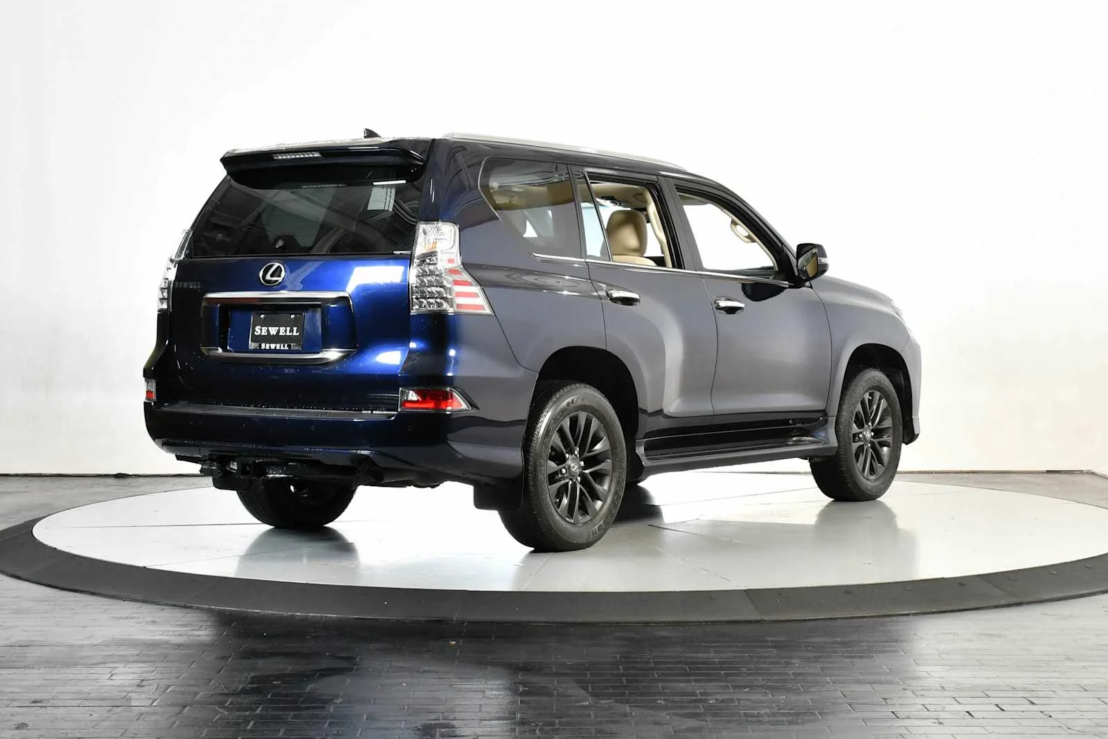 Certified Used 2023 NIGHTFALL MICA Lexus Premium image 5
