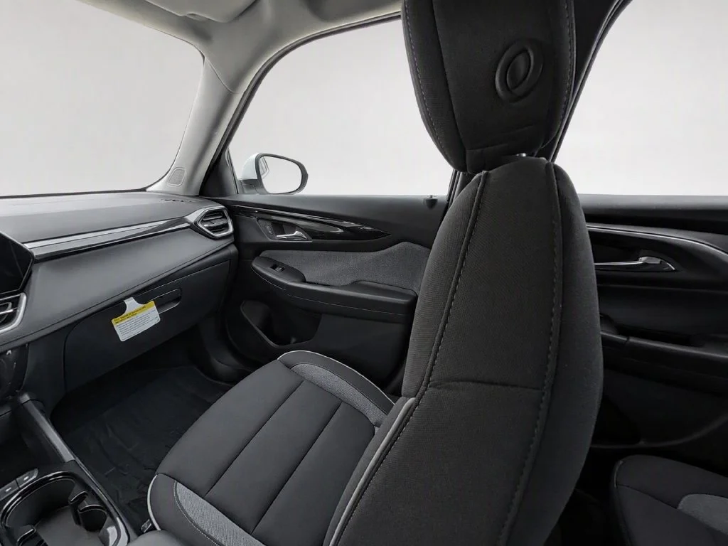 New 2026 White Chevrolet LT image 30