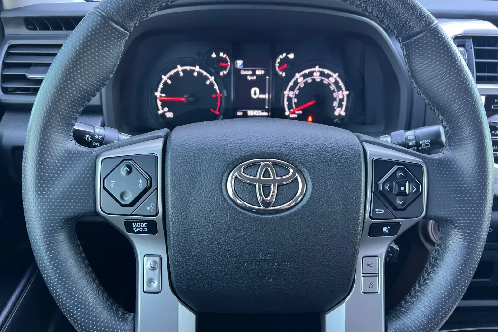 Used 2020 Super White Toyota SR5 Premium image 24