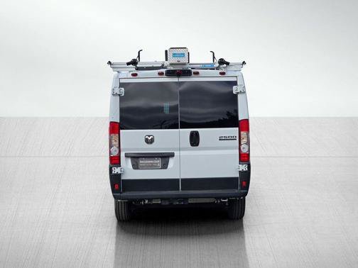 Used 2025 White Ram Base image 7