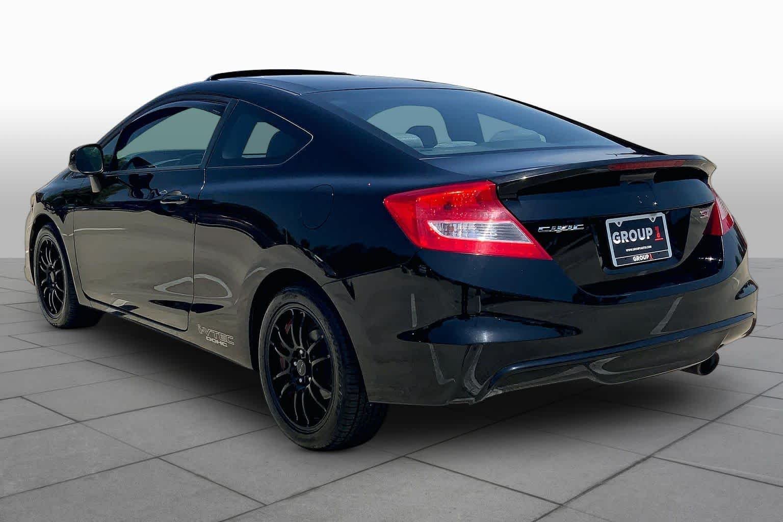 Used 2013 Crystal Black Pearl Honda Si image 10