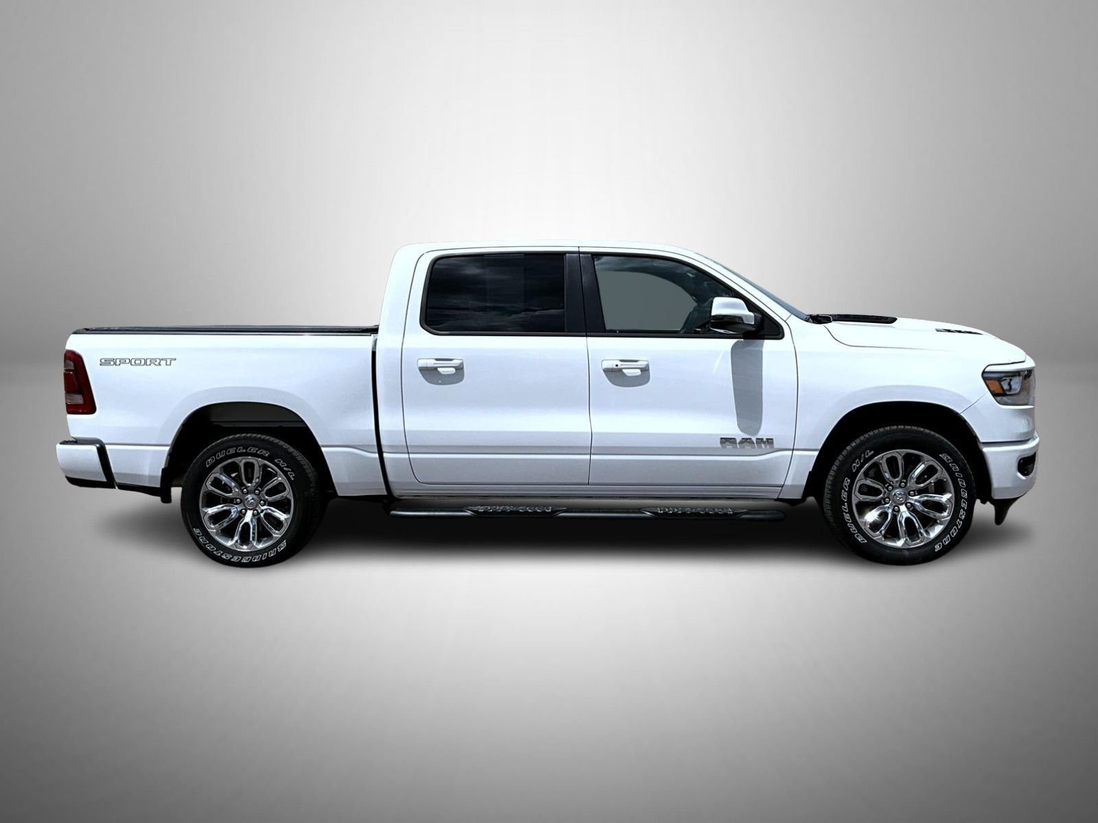 Used 2023 White Ram Laramie image 4