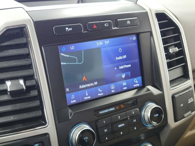 Used 2020 White Ford Lariat image 16