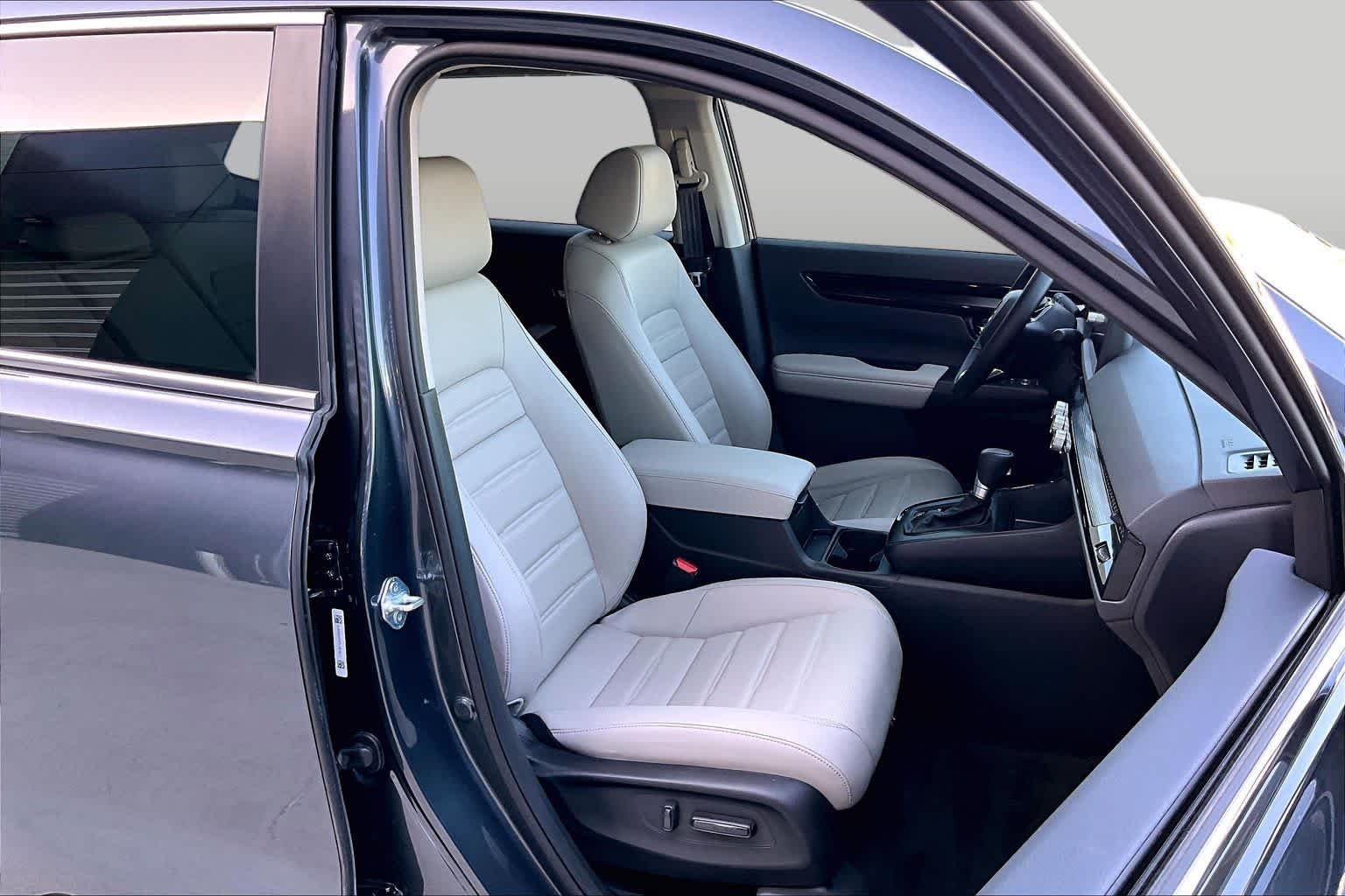 Used 2026 Meteorite Gray Metallic Honda EX-L image 9