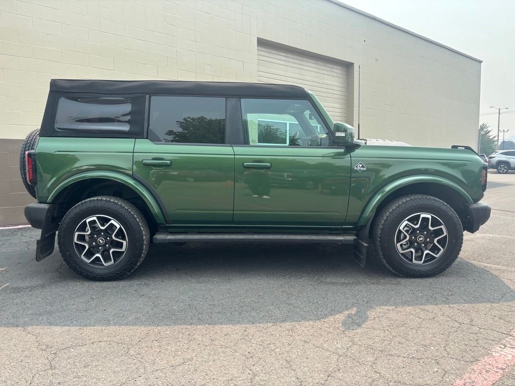 Used 2023 Green Ford Outer Banks image 2