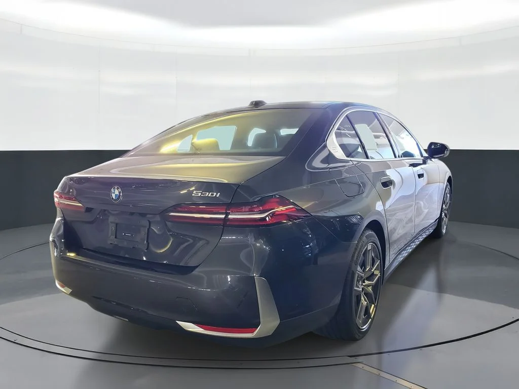 Used 2026 Gray BMW 530i image 3