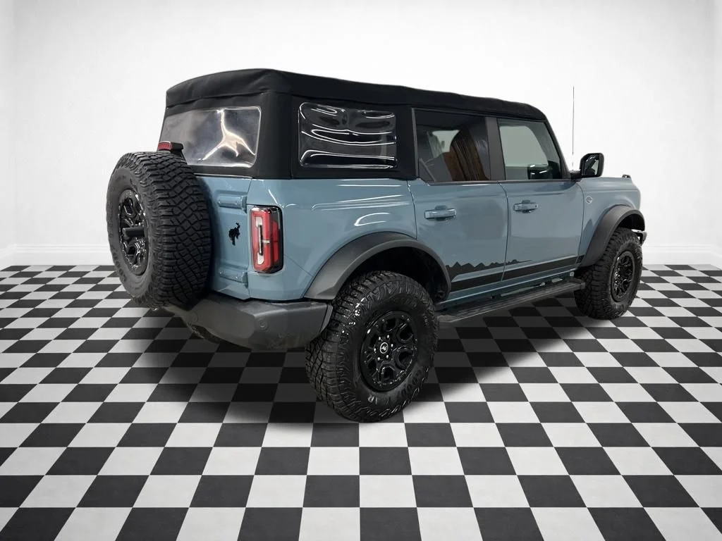 Used 2021 Blue Ford Wildtrak image 8