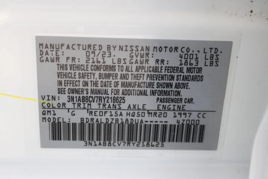Used 2024 White Nissan SV image 31