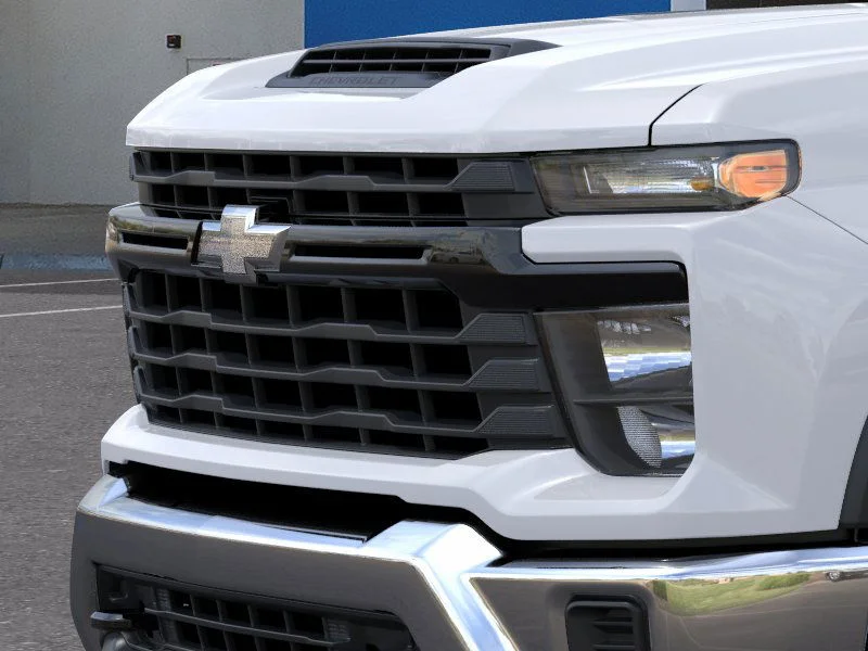 New 2026 Summit White Chevrolet Work Truck image 13