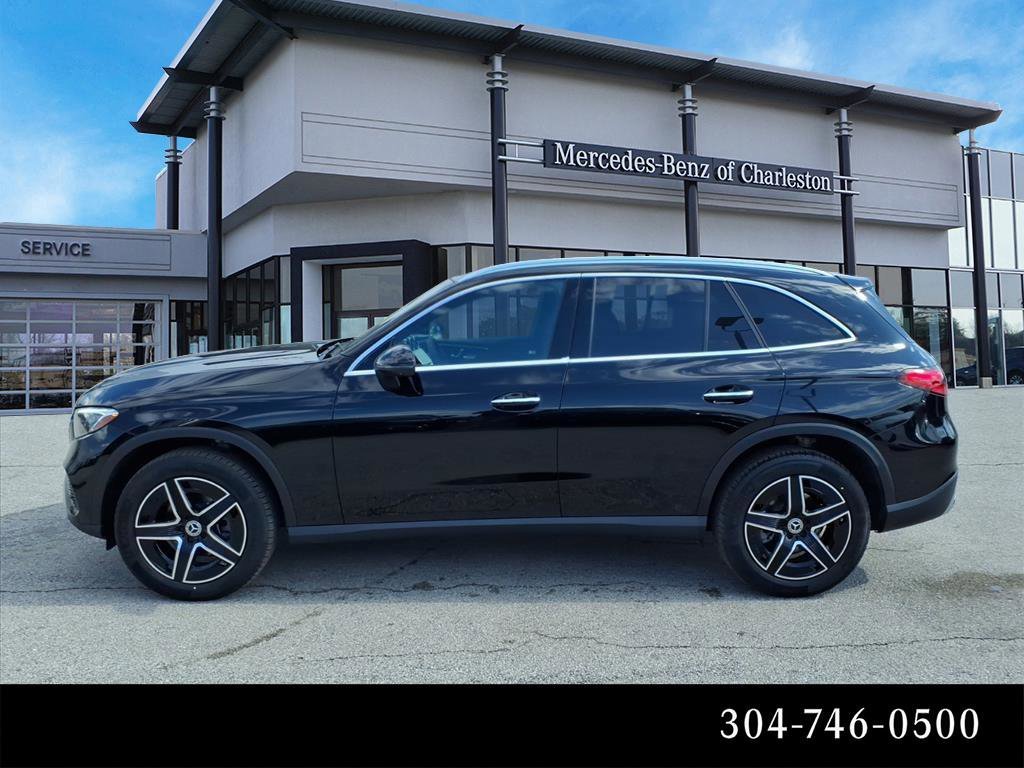 New 2026 Black Mercedes-Benz GLC 300 image 6