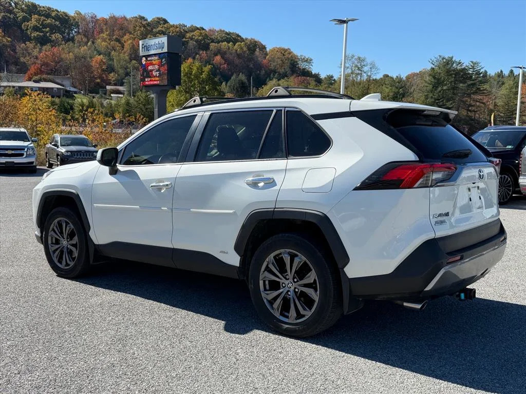 Used 2022 White Toyota Limited image 5