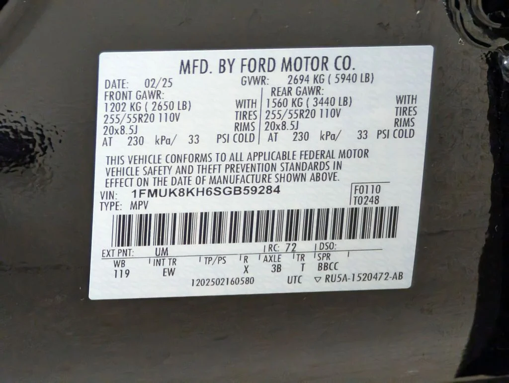 Certified Used 2025 Agate Black Metallic Ford ST-Line image 25