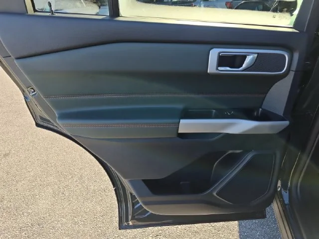 Used 2022 Green Ford Timberline image 28