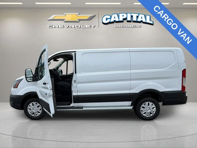 Used 2025 White Ford Base image 3