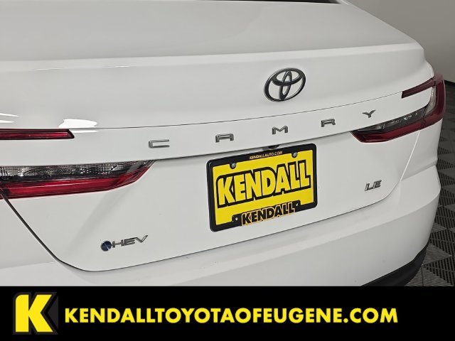 Used 2025 White Toyota LE image 11