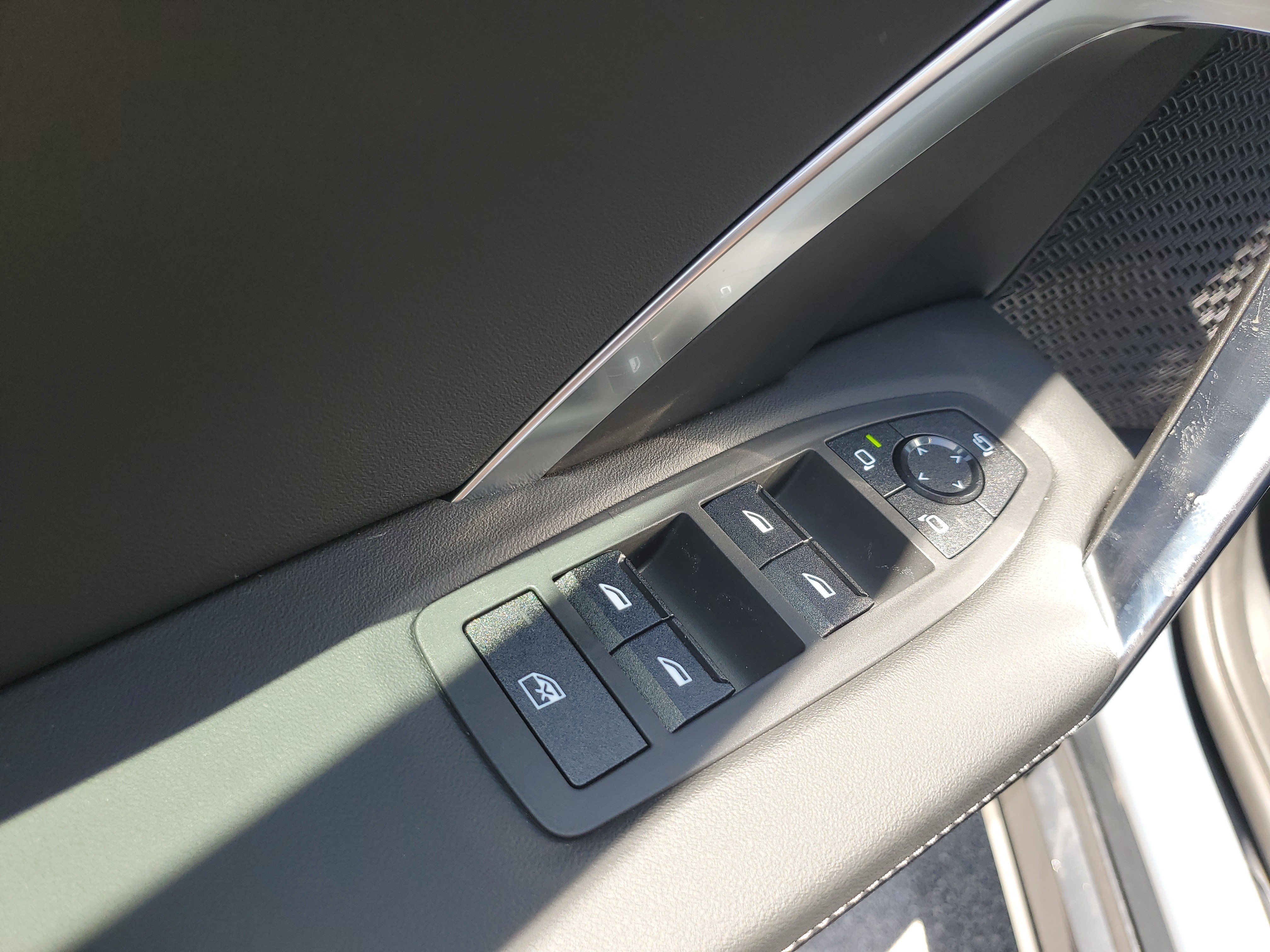 New 2026 Night Dusk Blue Metallic BMW xDrive28i image 17