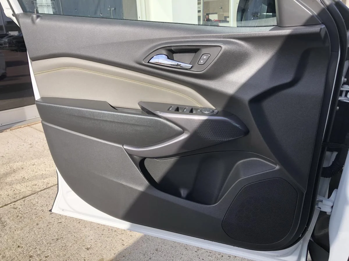 New 2026 White Chevrolet Fwd 4dr Activ image 18