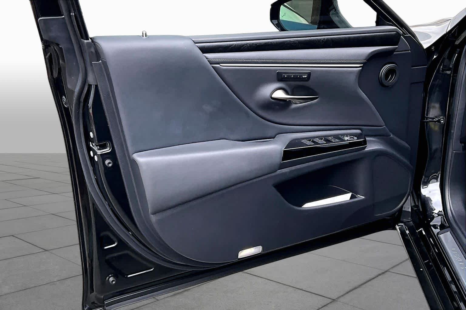 Used 2024 Caviar Lexus  image 22