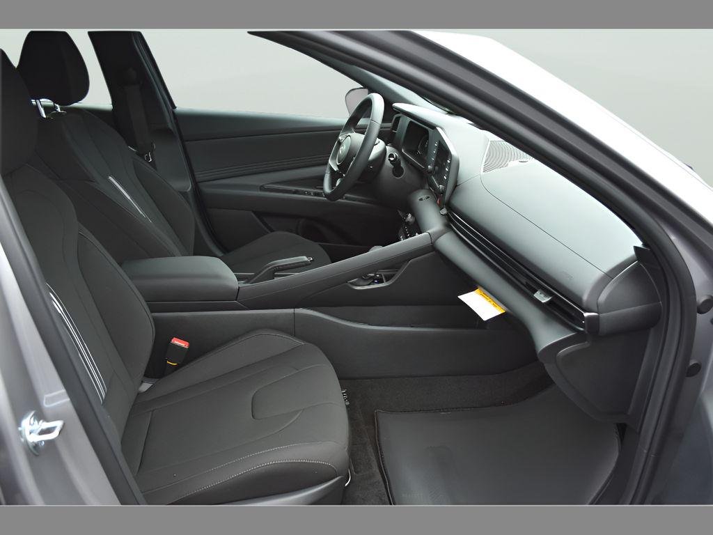 New 2026 Fluid Metal Hyundai SEL Sport image 14