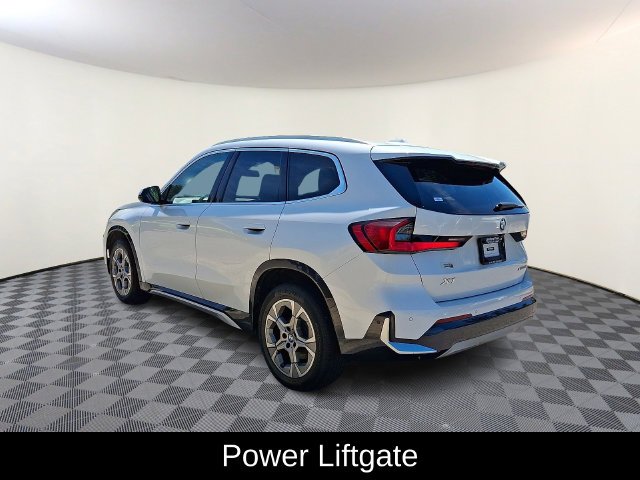 Used 2023 White BMW xDrive28i image 6