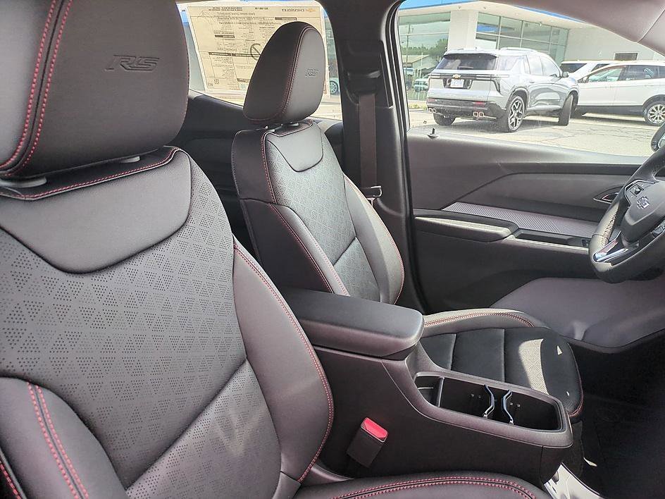 2027 Chevrolet Bolt RS - Photo 30