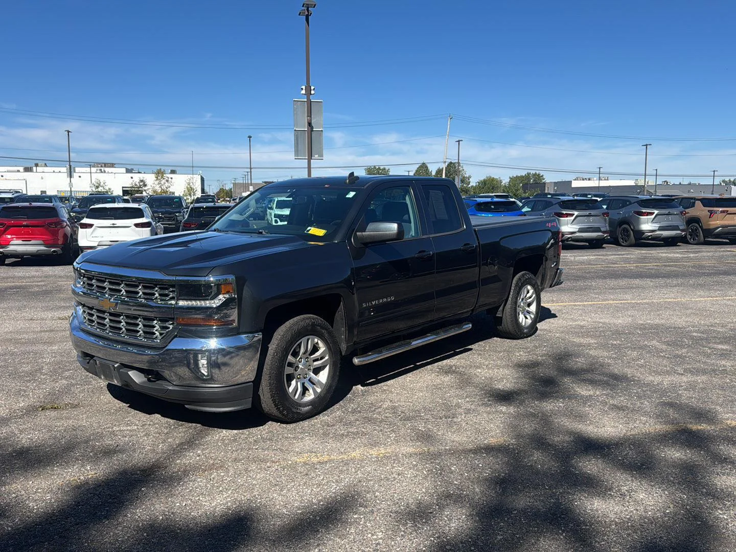 Used 2019 Graphite Metallic Chevrolet LT image 5