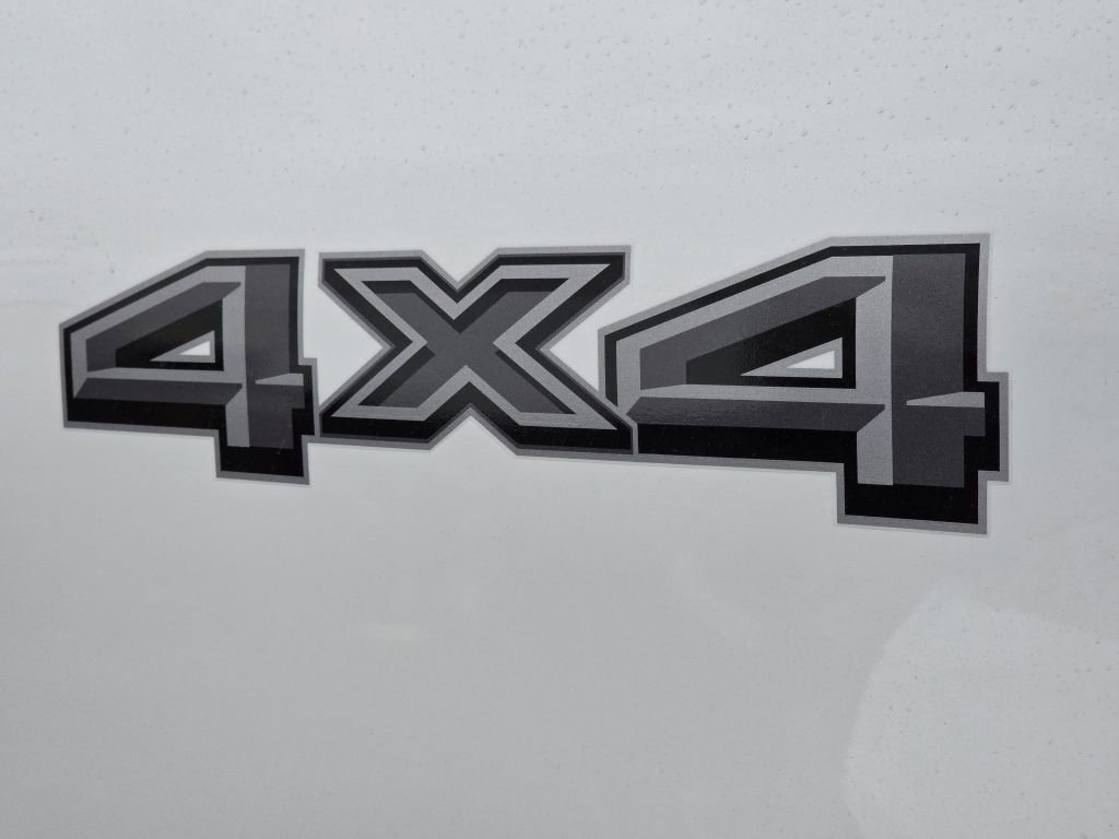 New 2026 Oxford White Ford XL image 27