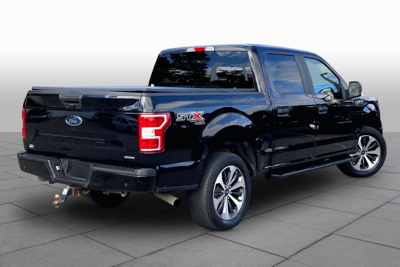 Used 2020 Agate Black Metallic Ford XL image 13