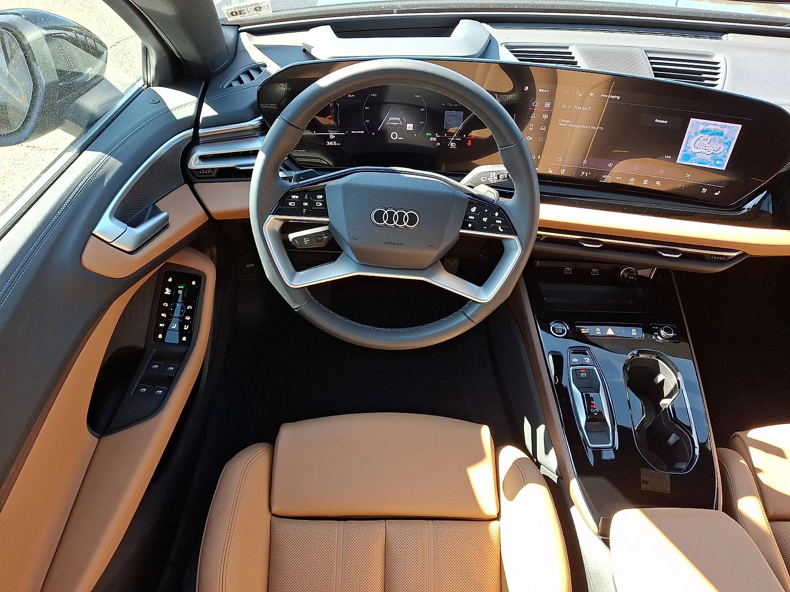 Used 2025 Mythos Black Metallic   0E0e Audi Premium Plus image 12