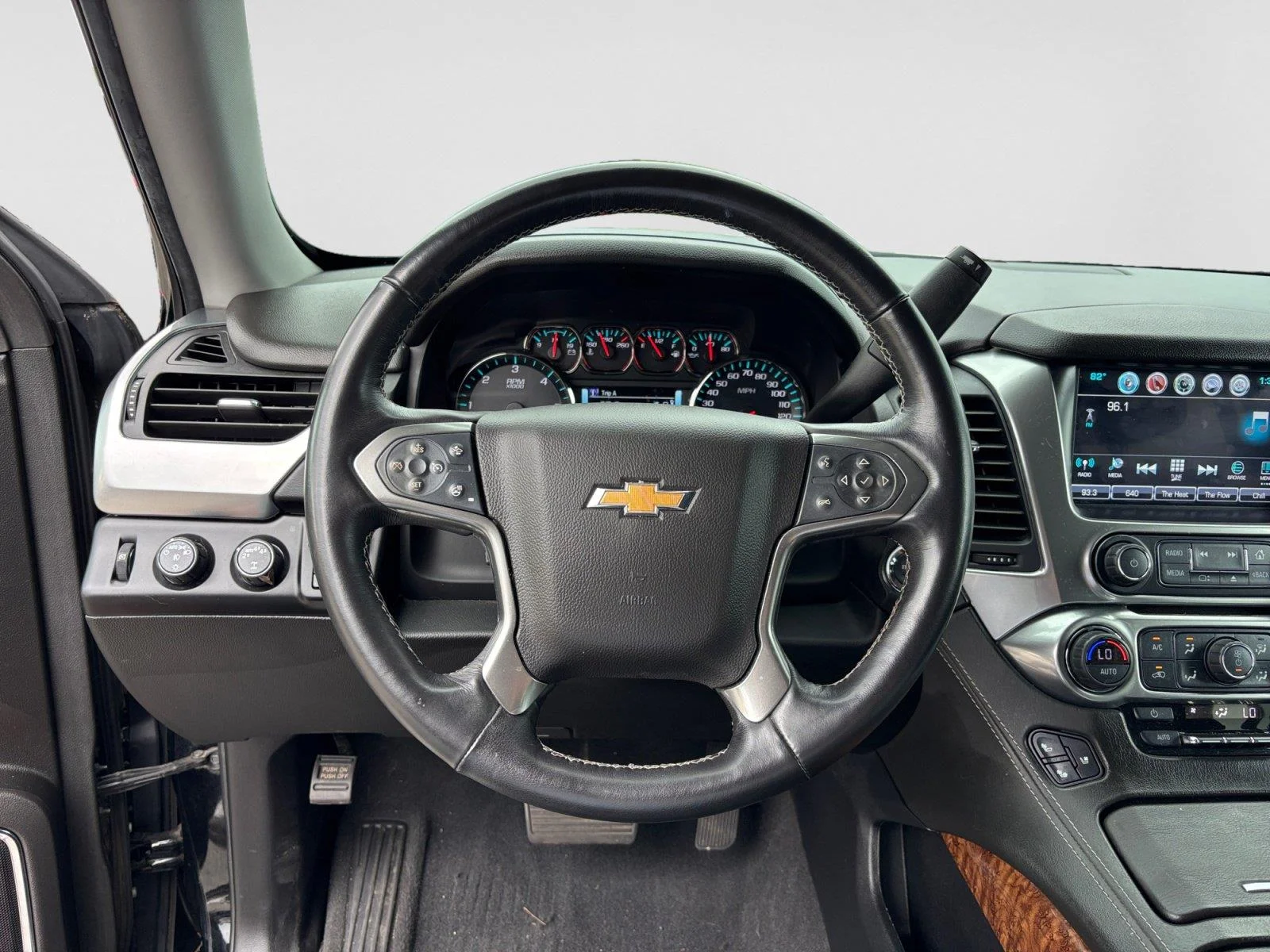 Used 2020 Black Chevrolet Premier image 11
