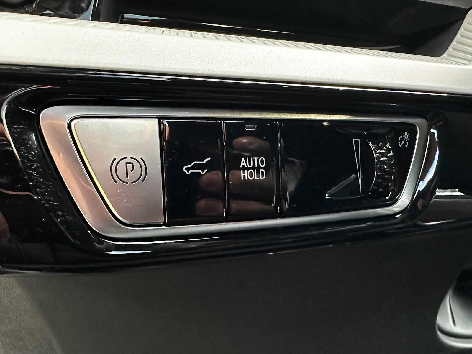 Certified Used 2026 Black Raven Cadillac Luxury image 16