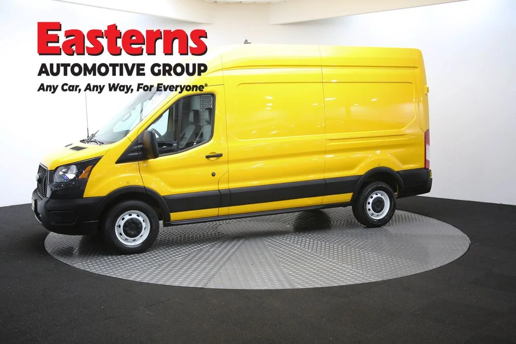 Used 2021 Yellow Ford Base image 59