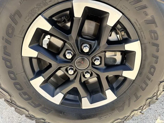 Used 2025 White Jeep Rubicon image 40