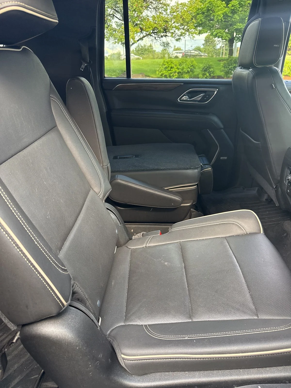 Used 2021 Shadow Gray Metallic Chevrolet Premier image 22