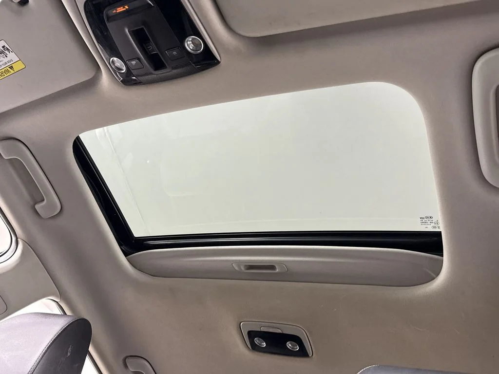 Used 2021 Blue Kia EX image 24