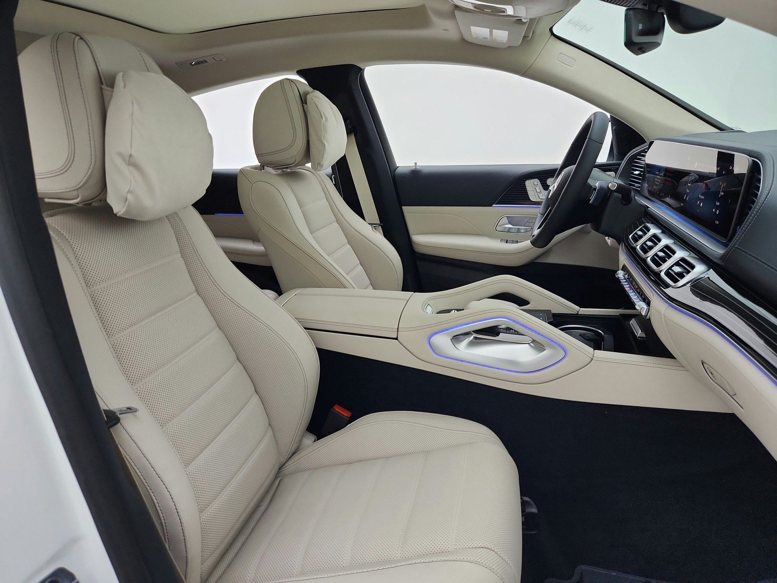 Certified Used 2026 Polar White Mercedes-Benz GLE 450 image 26